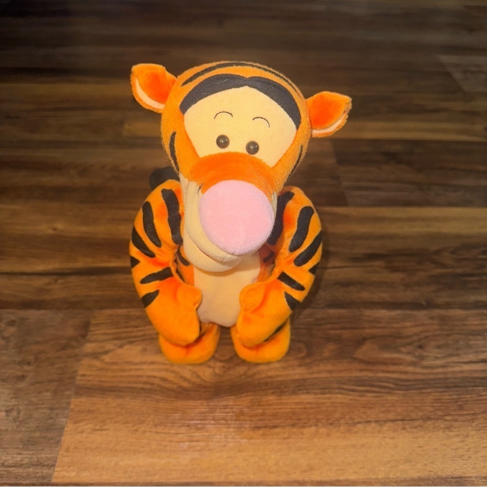 Vtg 1998 Disney 12” Bouncing Tigger Talking Jumping Tested Partially Works Read